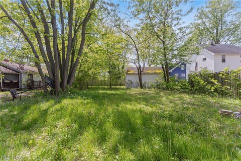 Tiny photo for 974 Lovers Lane, Akron, OH 44306 (MLS # 5210265)
