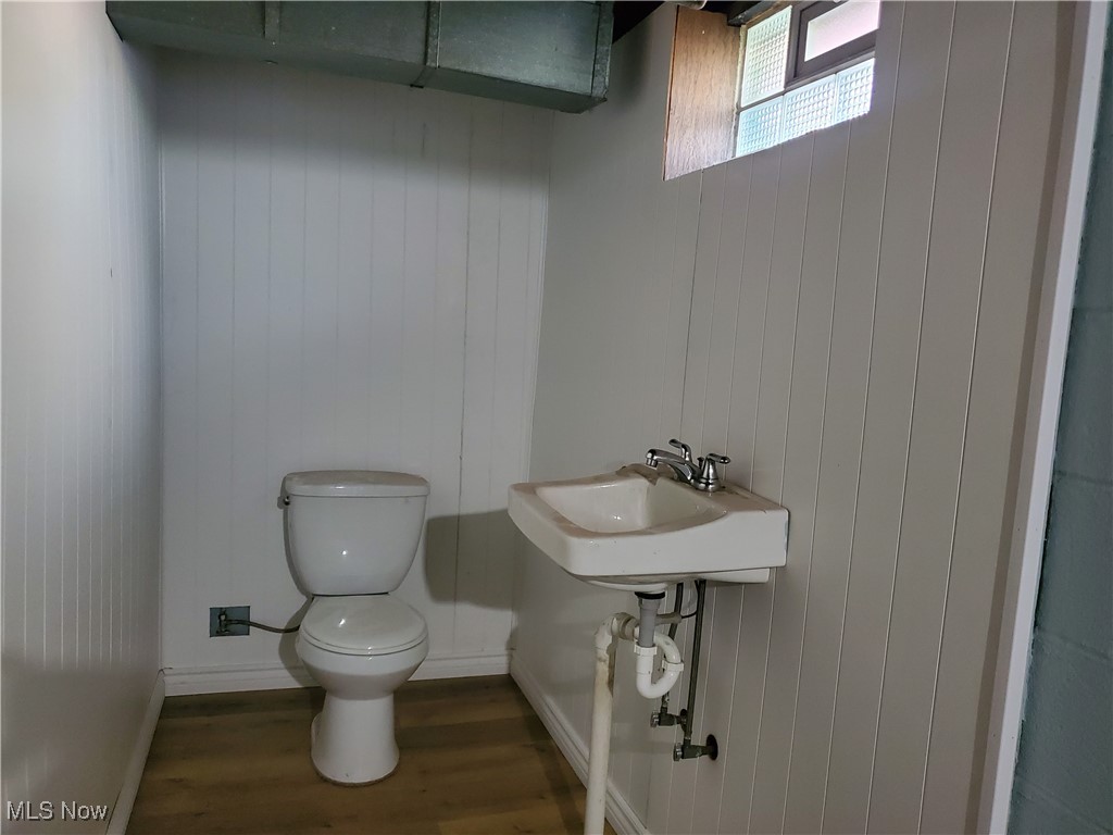 Cleveland, Ohio 44128, United States, 3 Bedrooms Bedrooms, ,2 BathroomsBathrooms,Residential,Active,221753