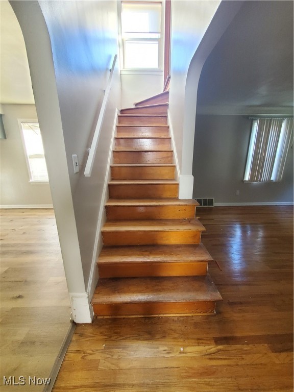 Cleveland, Ohio 44128, United States, 3 Bedrooms Bedrooms, ,2 BathroomsBathrooms,Residential,Active,221753