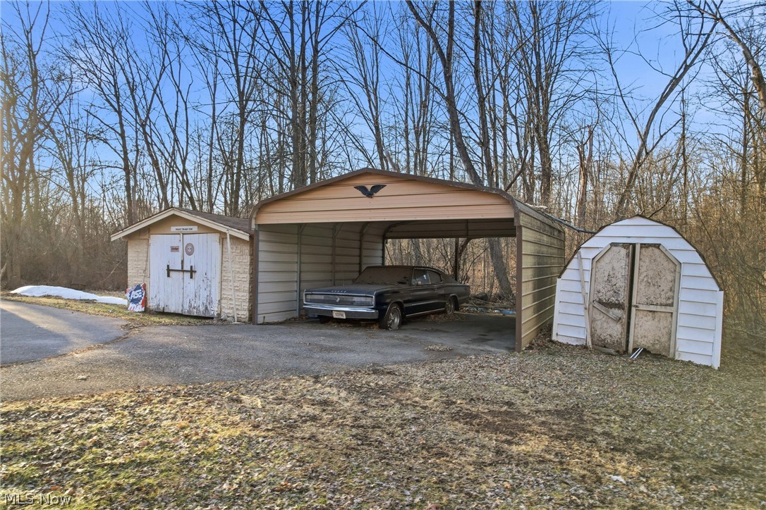 Heaton Chute - Residential