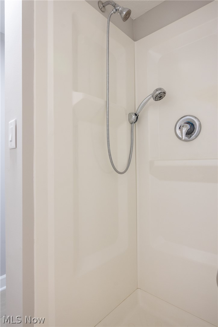 Irwin Marmorsteins - Residential