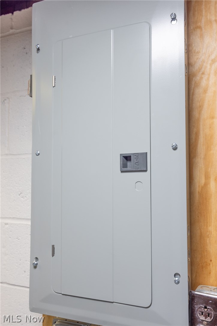 Irwin Marmorsteins - Residential