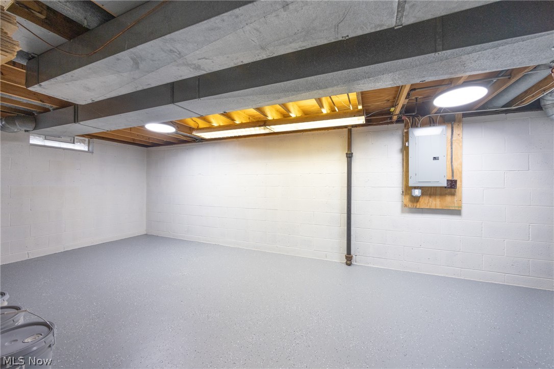 Irwin Marmorsteins - Residential