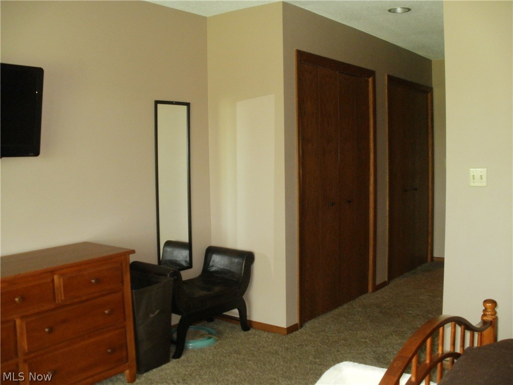 Countryside Condo - Residential