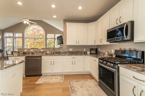 Tiny photo for 10138 Creekview Court, Streetsboro, OH 44241 (MLS # 5254625)