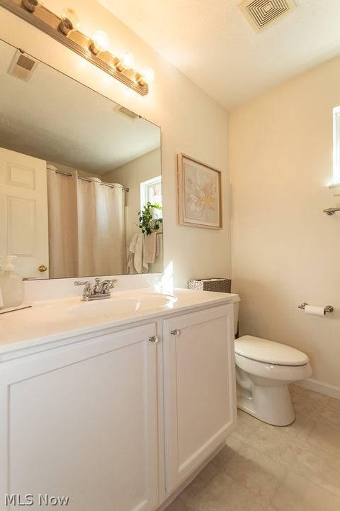 Tiny photo for 10138 Creekview Court, Streetsboro, OH 44241 (MLS # 5254625)