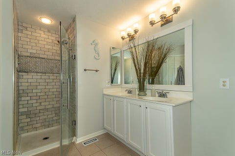 Tiny photo for 10138 Creekview Court, Streetsboro, OH 44241 (MLS # 5254625)
