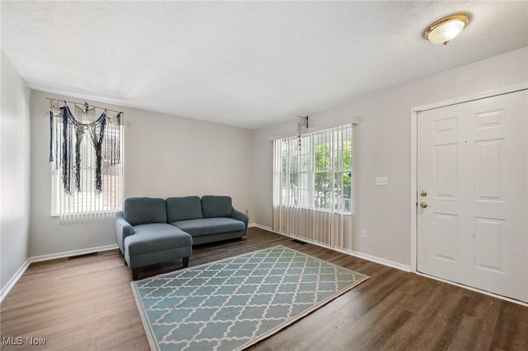 3278 E 140th Street