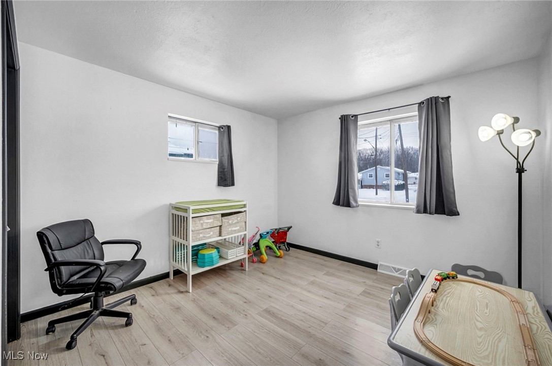 Oakwood Acres 06 - Residential