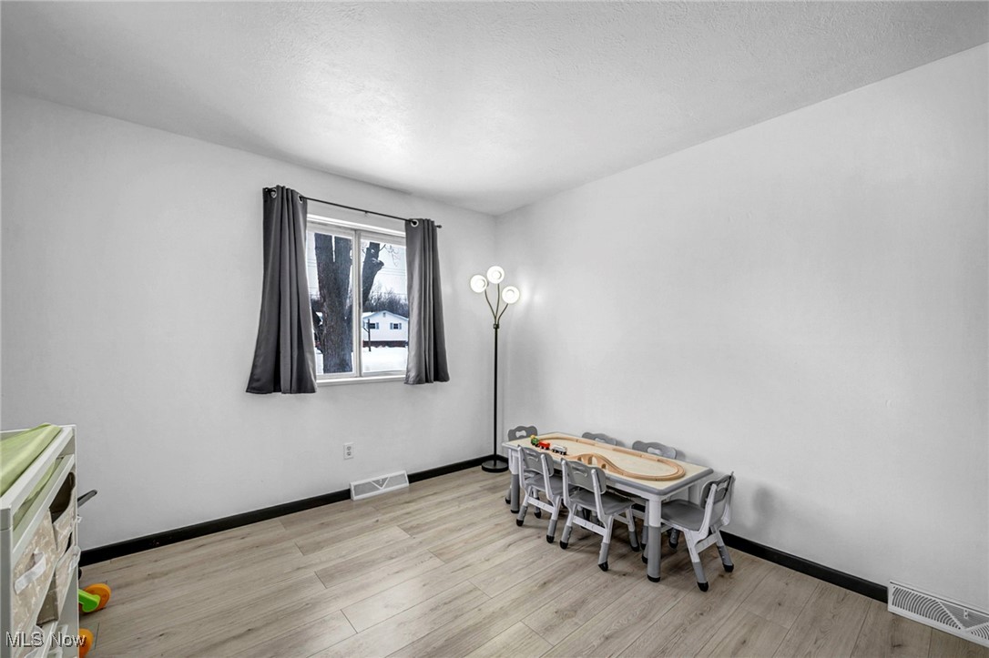 Oakwood Acres 06 - Residential