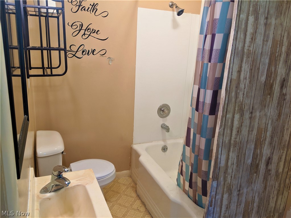 Madison Village 01 - Residential