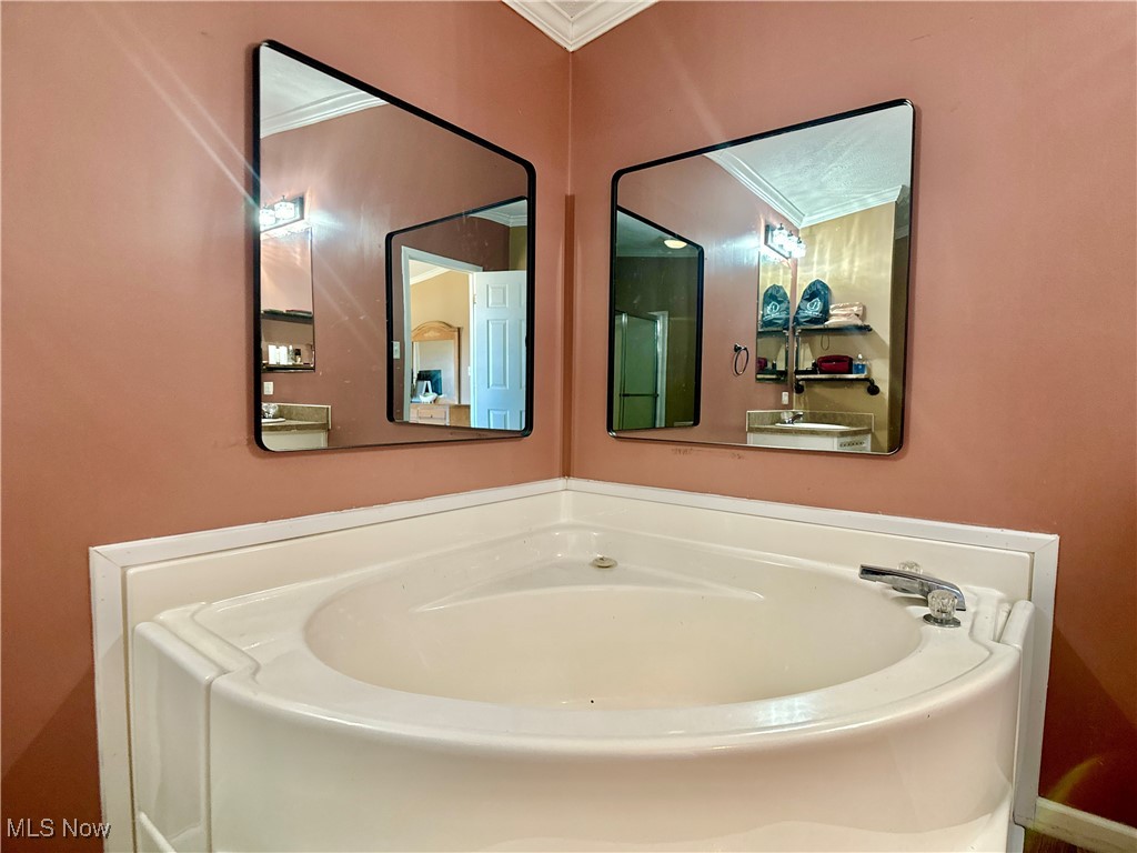 4700 Huggins Road, Zanesville, Ohio image 26