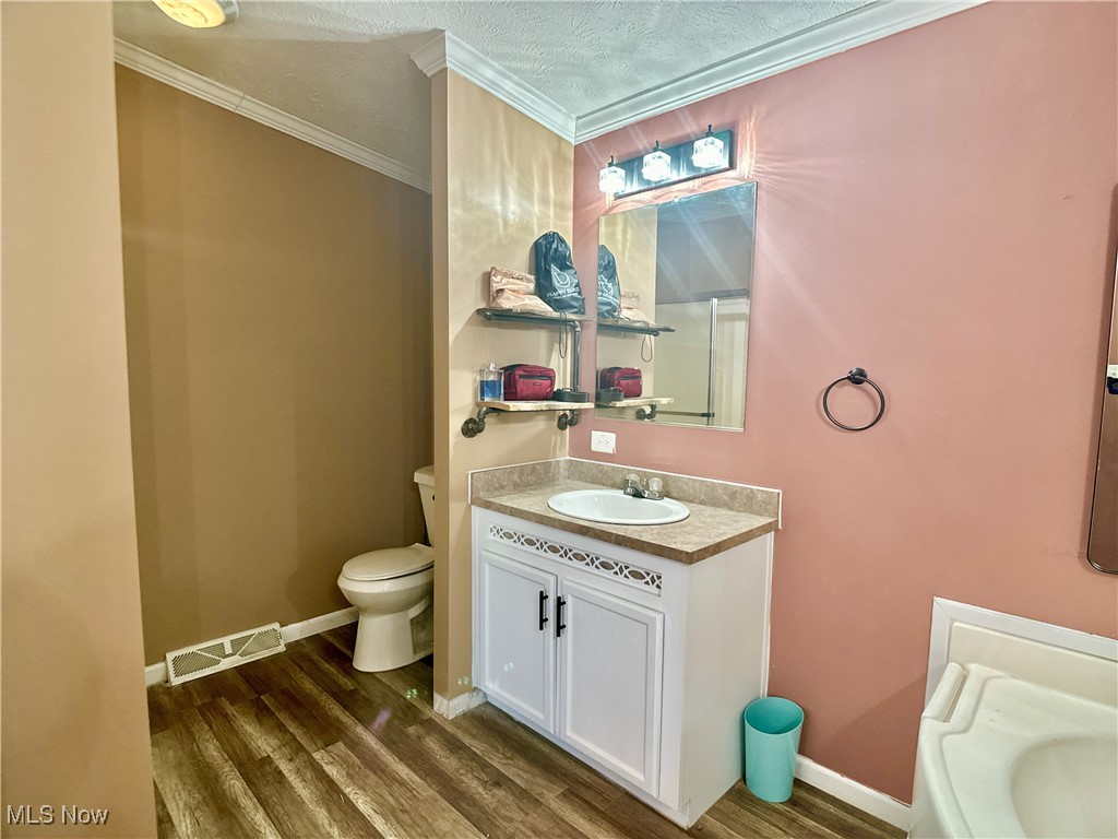 4700 Huggins Road, Zanesville, Ohio image 28