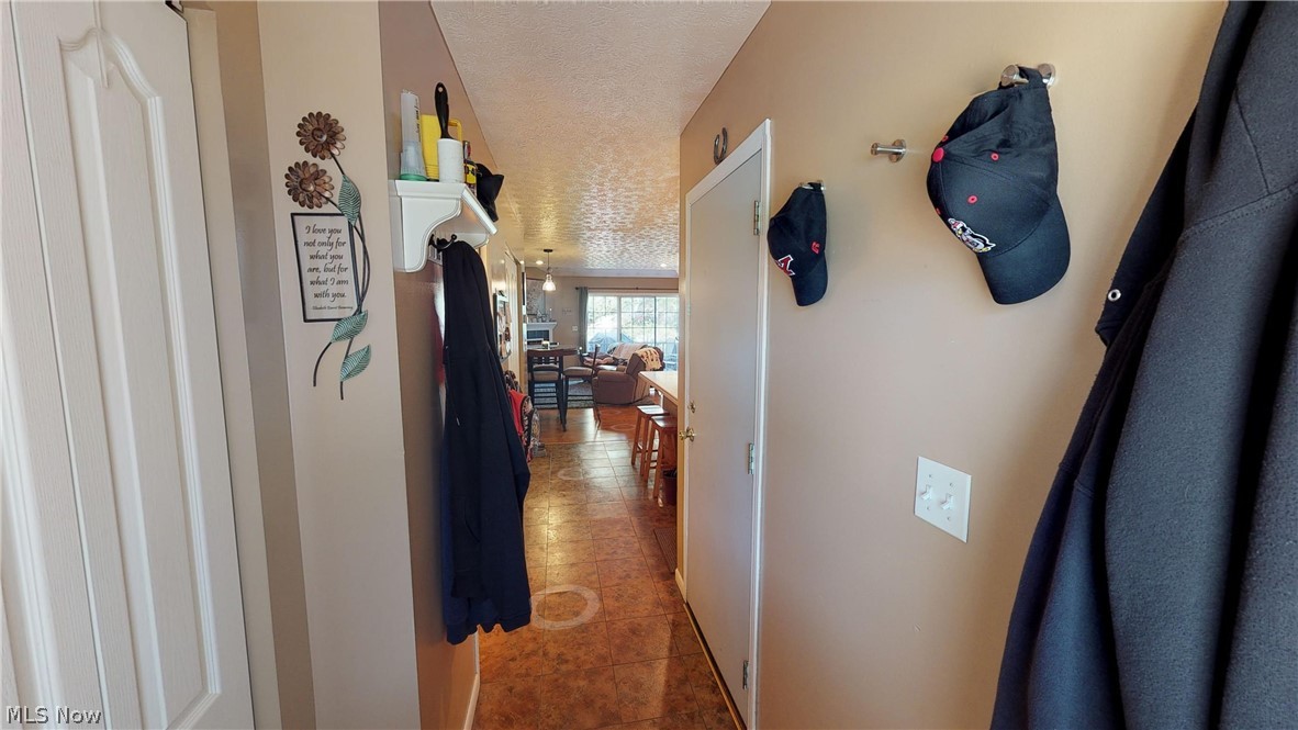 Cross Creek Condo - Residential