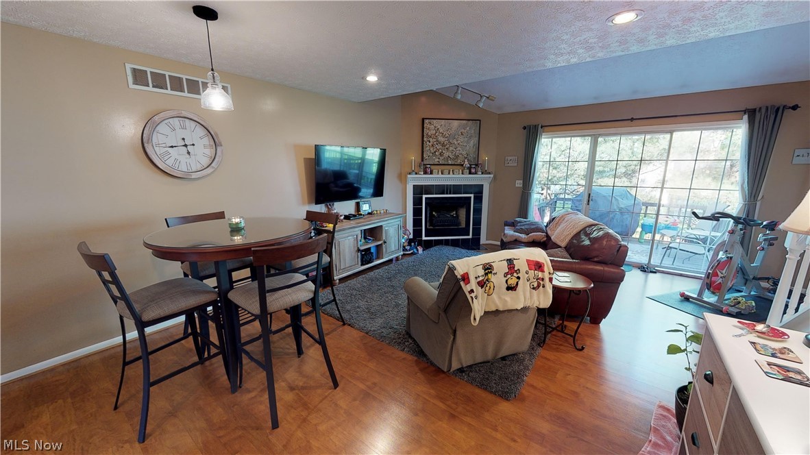 Cross Creek Condo - Residential