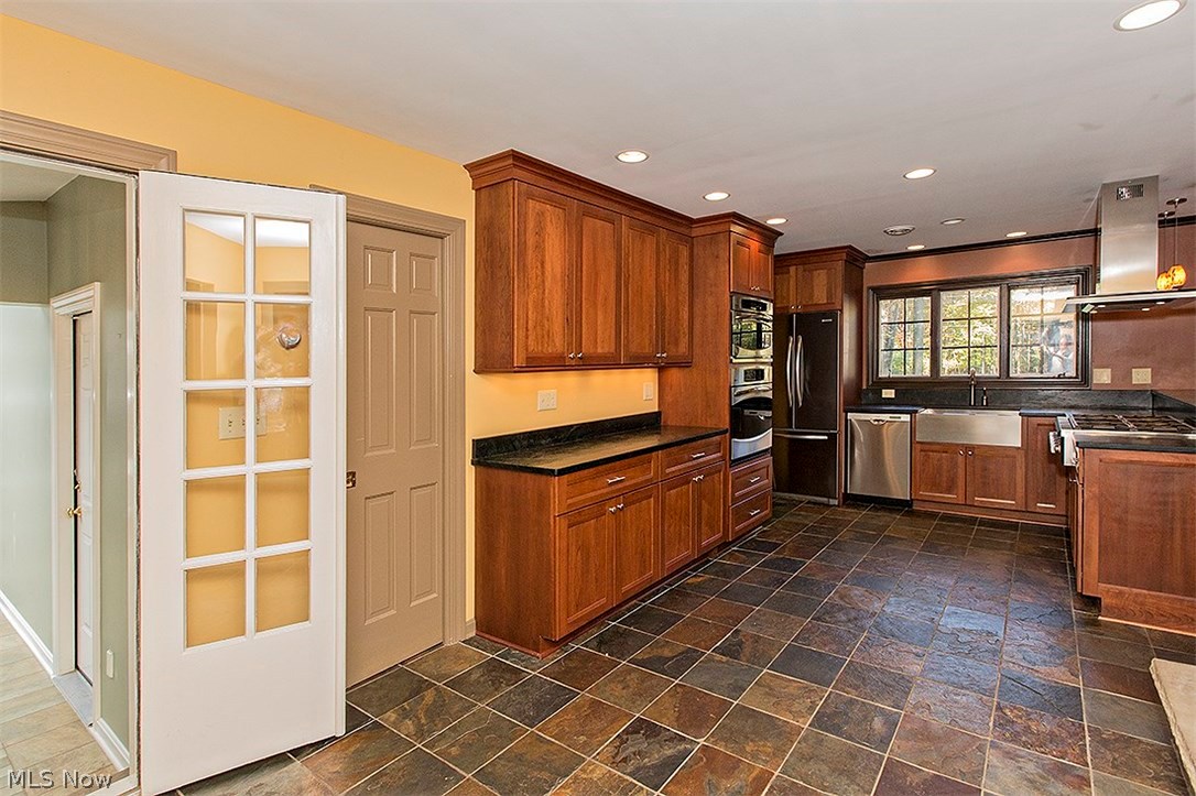 Bond Hill Estates Sub - Residential