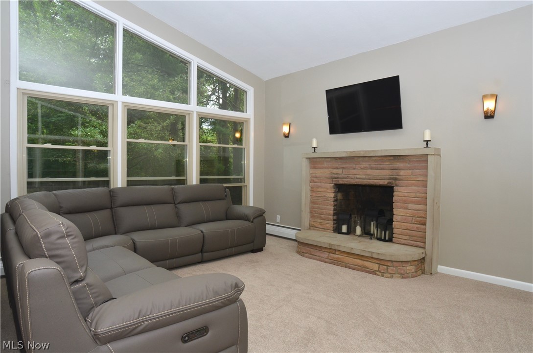 Lucy Picones Sub - Residential