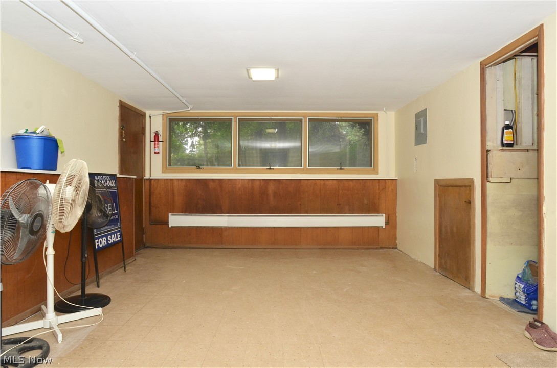 Lucy Picones Sub - Residential