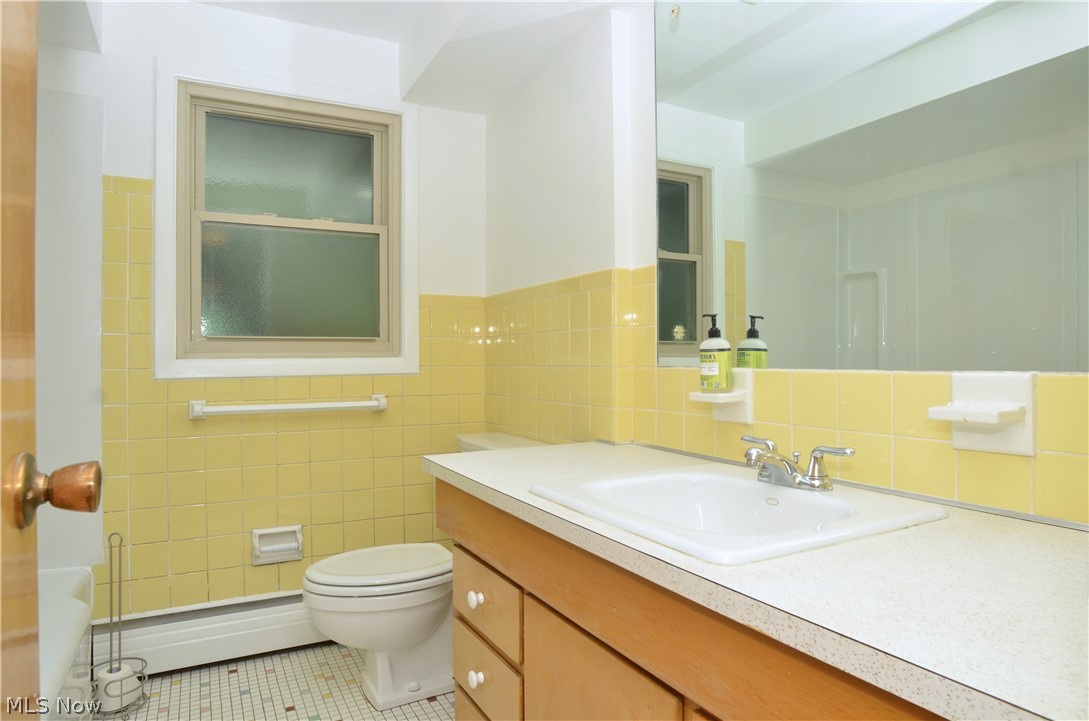 Lucy Picones Sub - Residential