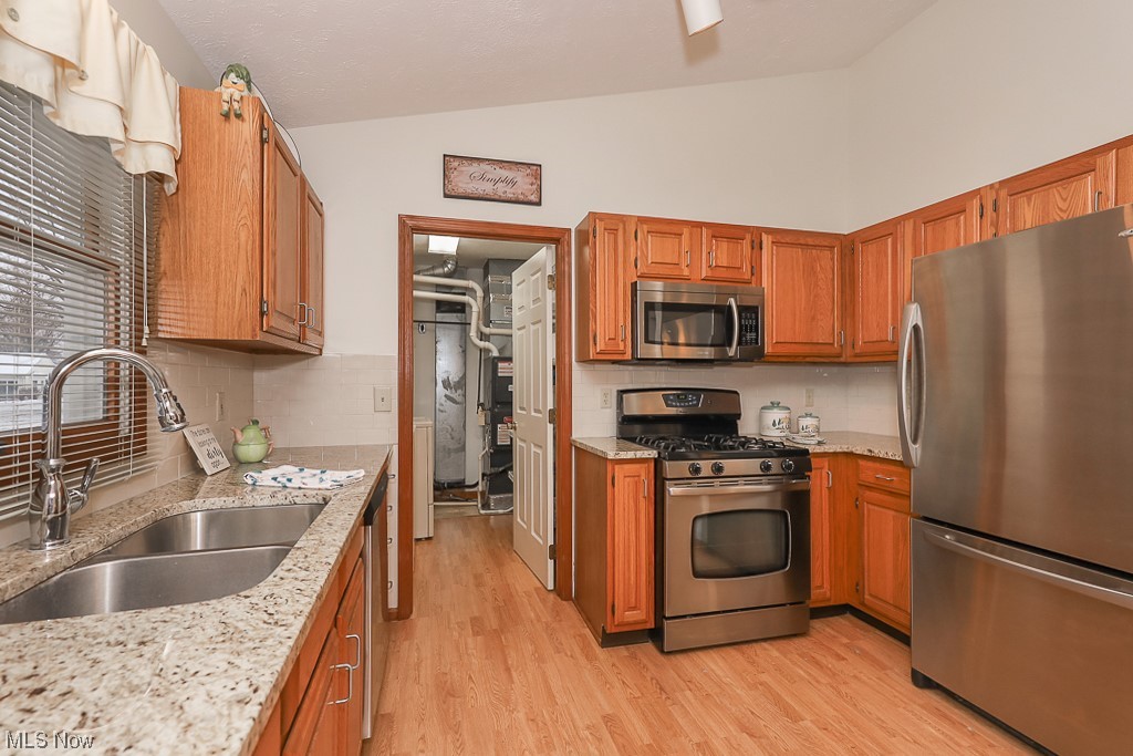 Avon Woods Condo - Residential