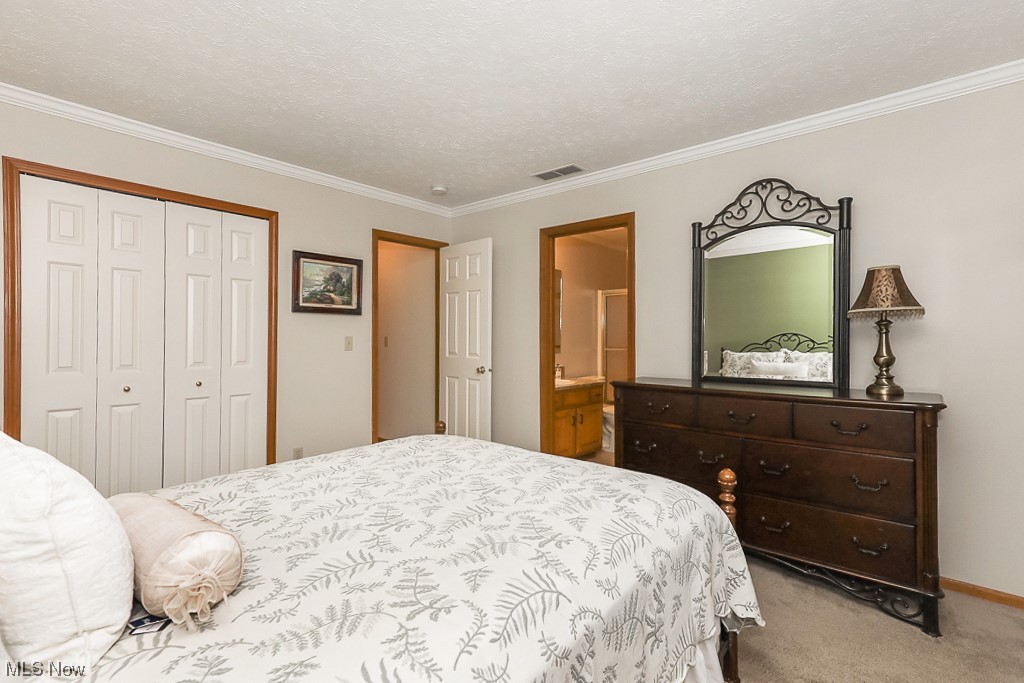 Avon Woods Condo - Residential