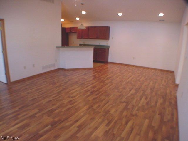 Fiddlers Crk Condo - Residential