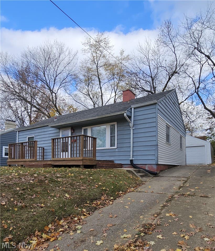 Photo of 873 Kickapoo Avenue, Akron, OH 44305 (MLS # 5220379)