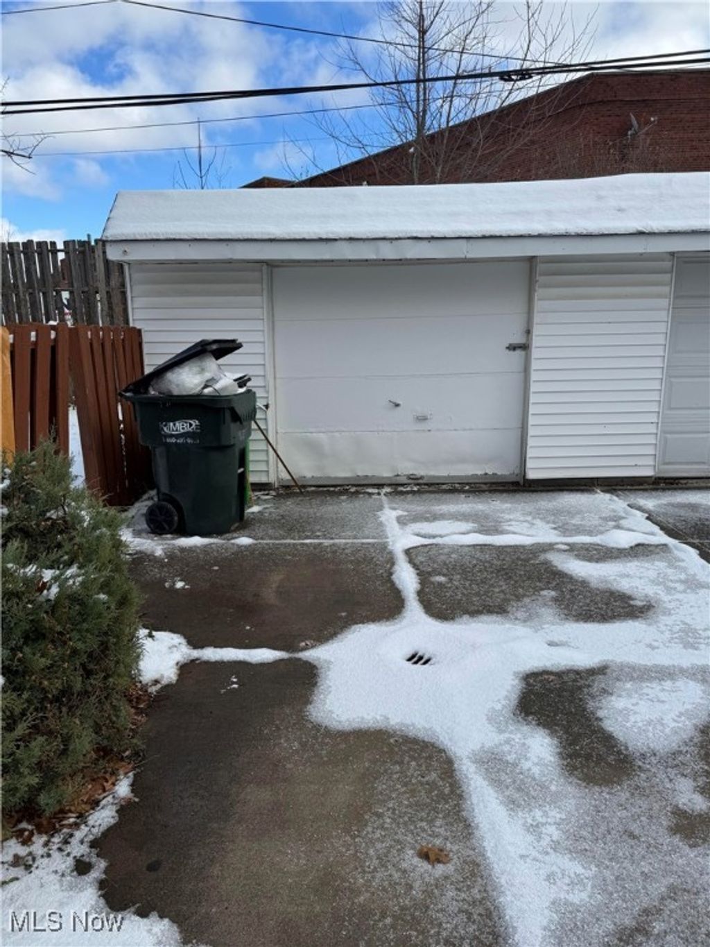 Photo of 1555 E 256th Street, Euclid, OH 44132 (MLS # 5175875)