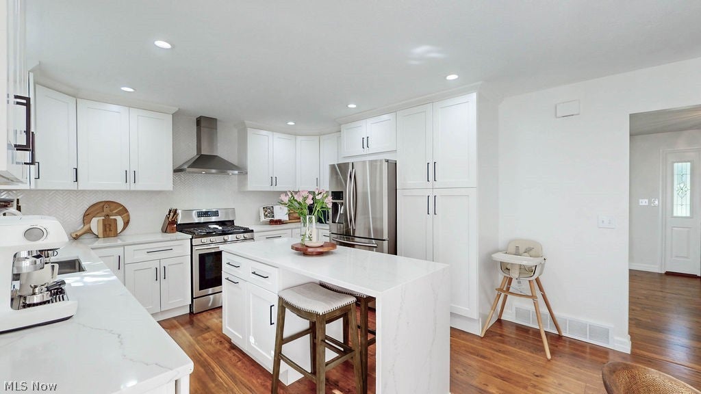 7589 Deer Run Trail