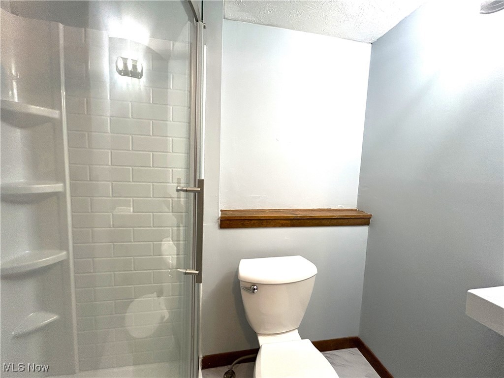 7366 Cromwell Drive, Solon, Ohio image 16