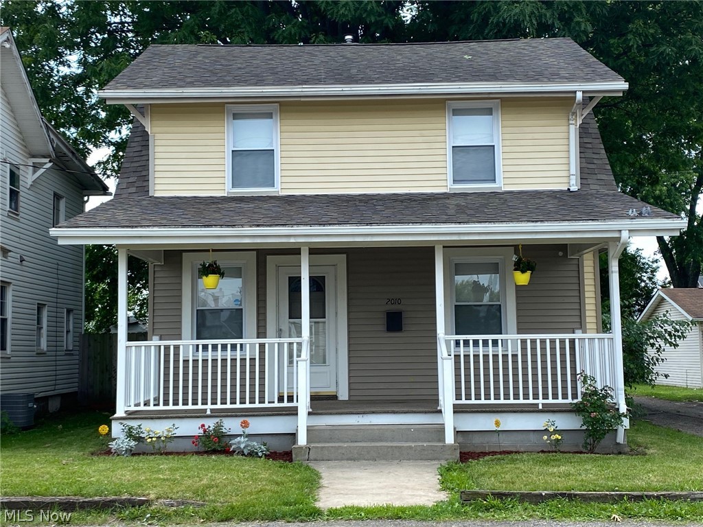 Welcome home to 2010 Fremont Pl SW! Now open to FHA and VA buyers!!! This charming 2 bedroom is move in ready. New laminate flooring in kitchen, dining room and bathroom. Fresh paint throughout. Located close to hospitals, shopping and easy access to highways. There is a fenced in back yard and off street parking out front. Schedule your showing today!