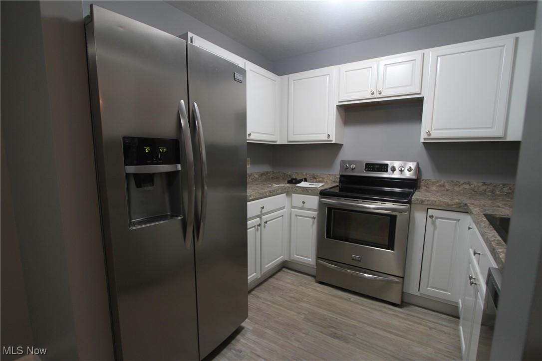 7081 Village Drive, Mentor, Ohio image 10