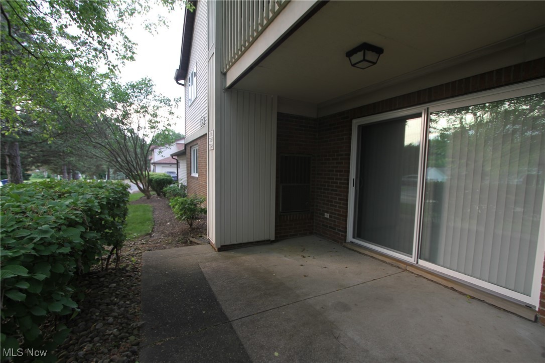 7081 Village Drive, Mentor, Ohio image 2