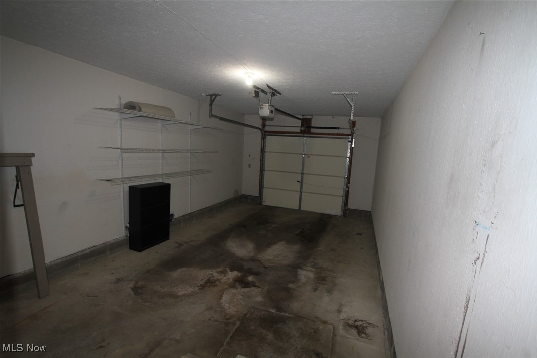 7081 Village Drive, Mentor, Ohio image 33
