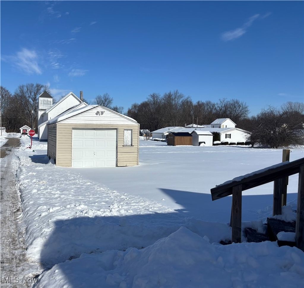 Photo of 221 E Lisbon Street, Waynesburg, OH 44688 (MLS # 5185187)