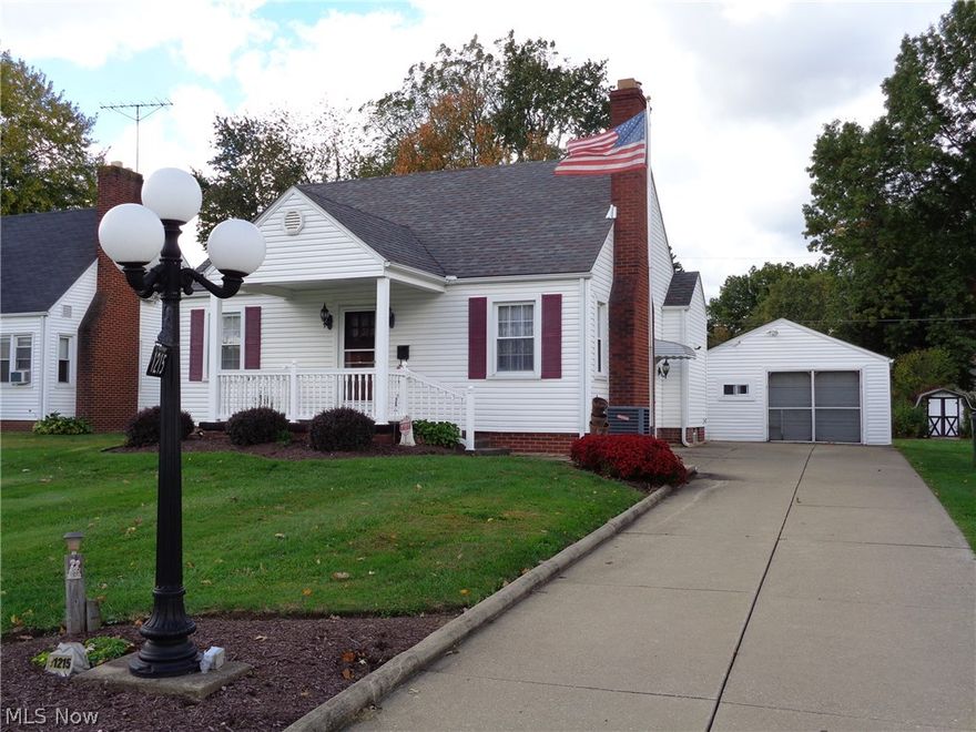 Vinyl Sided Perry Bungalow Features 3 Bedrooms, 1.5 Baths, Applianced Eat-In Kitchen, Recreation Room. Many Big Ticket Items Have Been Replaced...
Roof Shingles, Siding, Replacement Windows, Furnace, C/A, HWT, and More! Front Porch and Deck. Look No Further!
