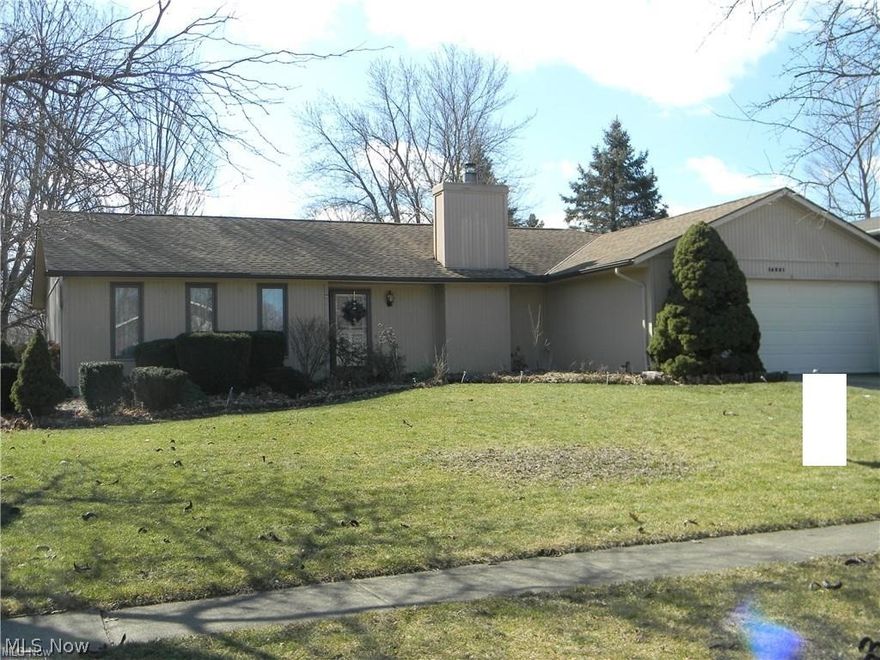 Large 3 Bedroom Ranch ,With Family Room with Fireplace and Slider to Back Yard ,  Large Eatin Kitchen , Living Room with Carpeting , Dining Room ,
Large Walk in Closet , First Floor Laundry Room , Newer Furnace ,  Central Air,  Washer and Dryer , Roof is About Ten Yrs Old , Nice Back Yard  , 
2 Car Attached Garage ,
