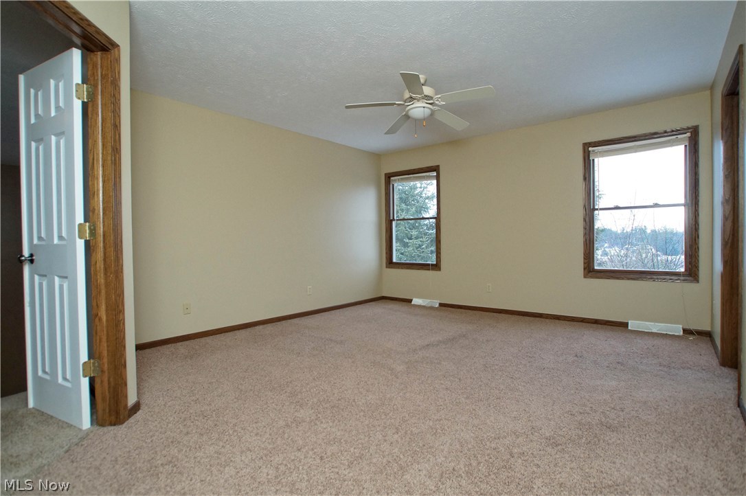 Overlook Knoll - Residential