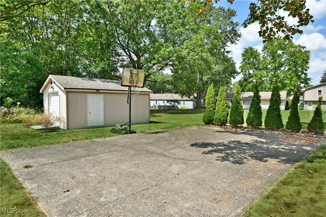 Applewood Acres - Residential