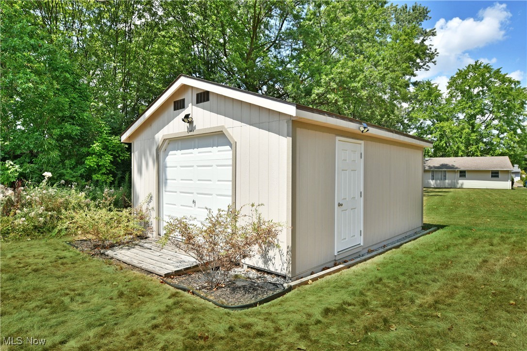 Applewood Acres - Residential