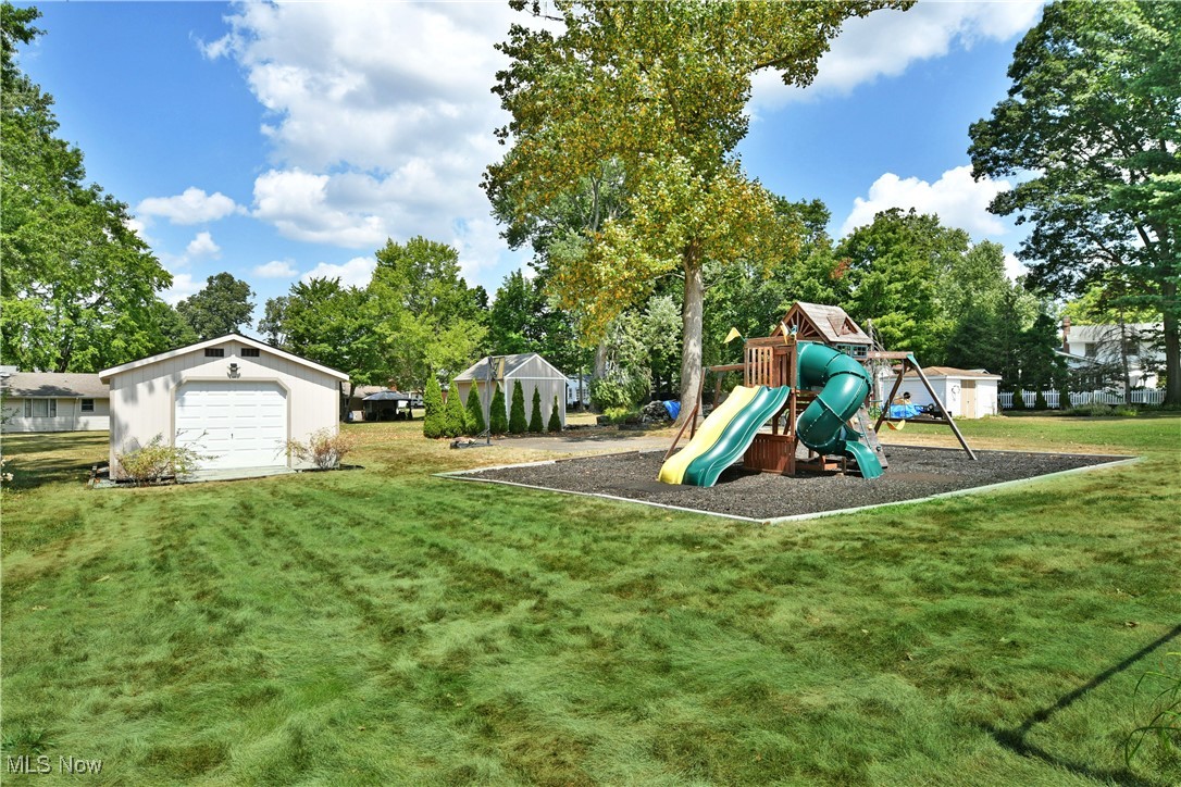 Applewood Acres - Residential