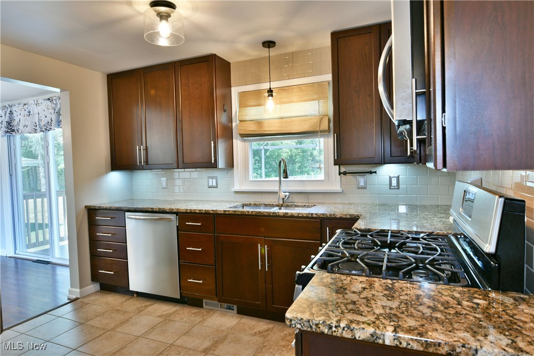 Applewood Acres - Residential