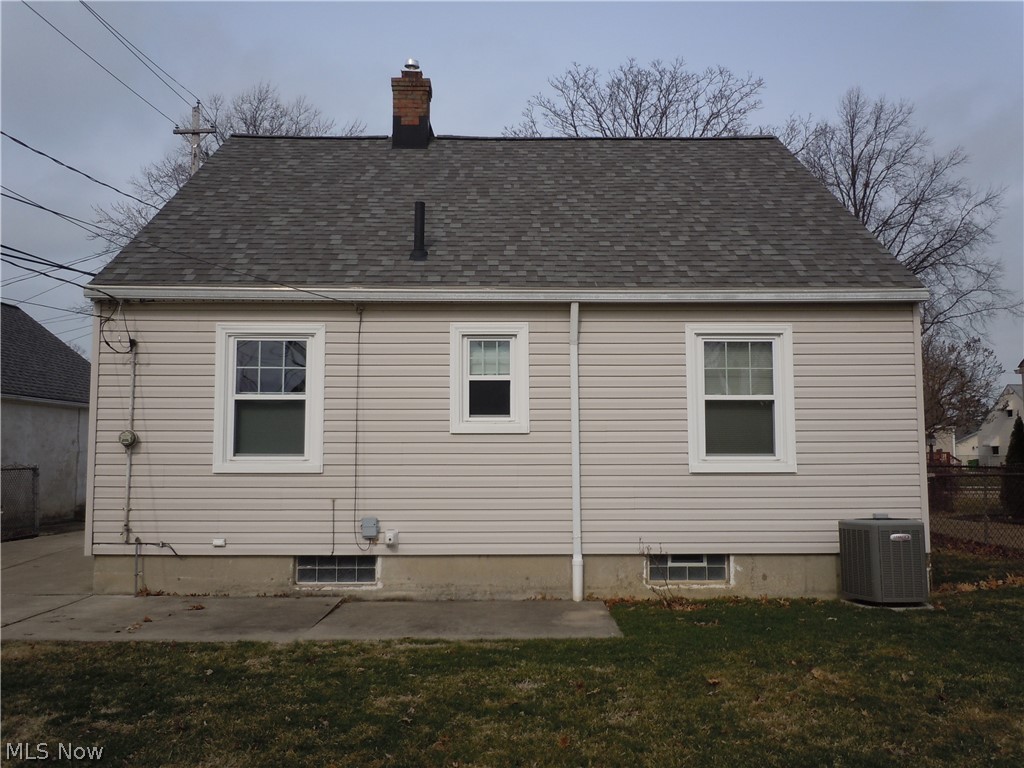 Wool-O-Beach Imp Co - Residential