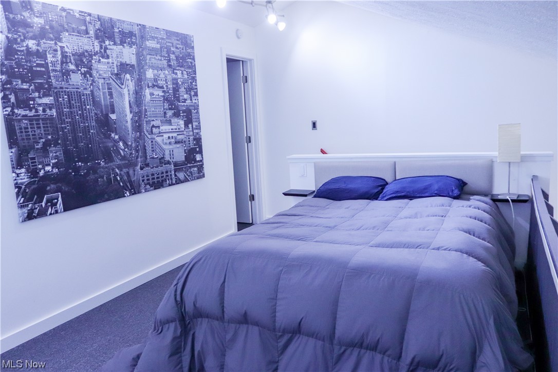 Cedarwood Vill Condo - Residential