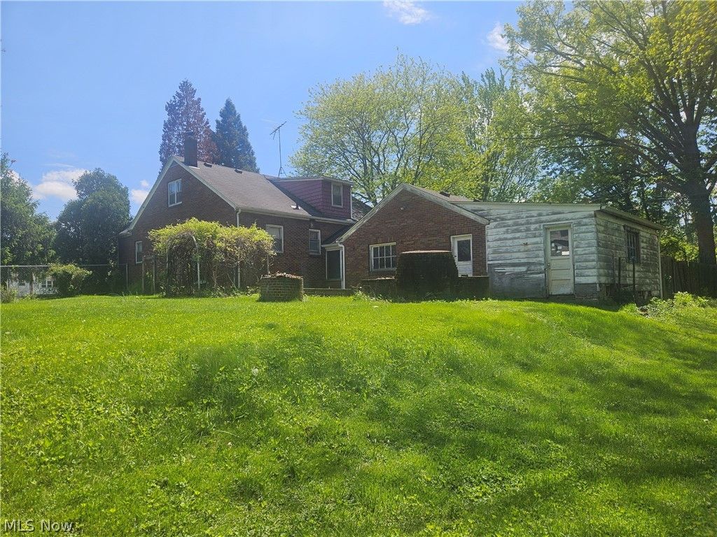 Photo of 4070 Broadway, Lorain, OH 44052 (MLS # 5208860)