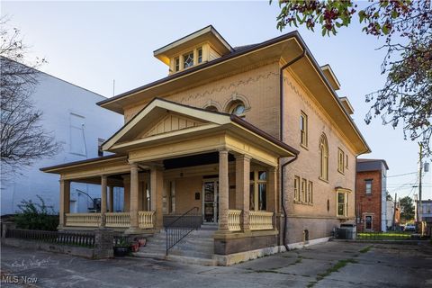 Homes For Sale - 16 E Broadway Street<br/> Wellston, OH 45692