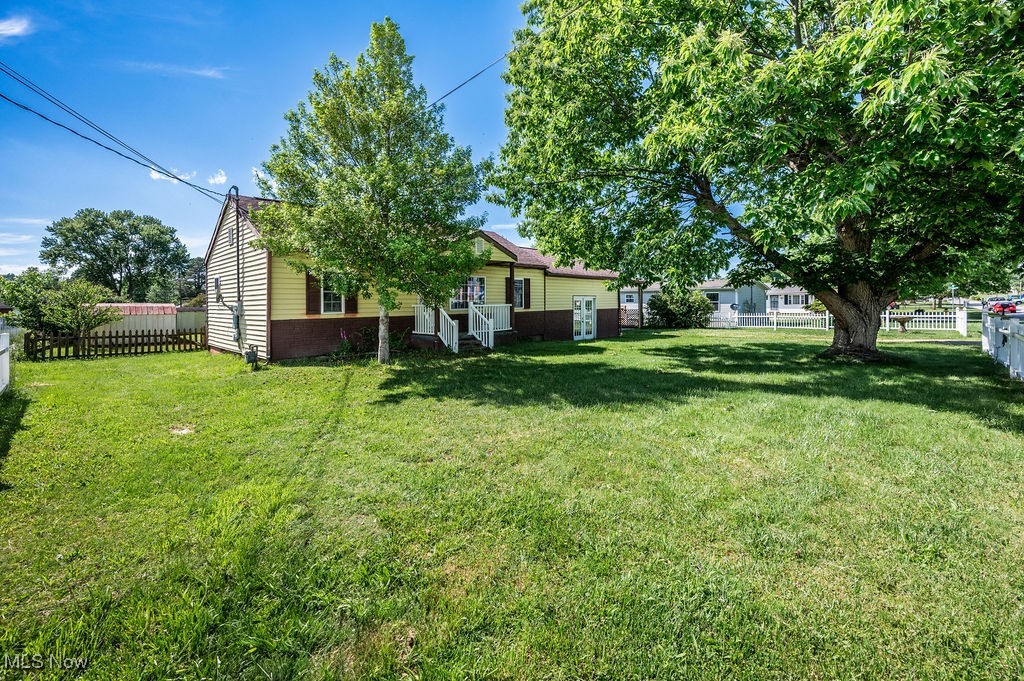 2404 Neal Street, Parkersburg, West Virginia image 3
