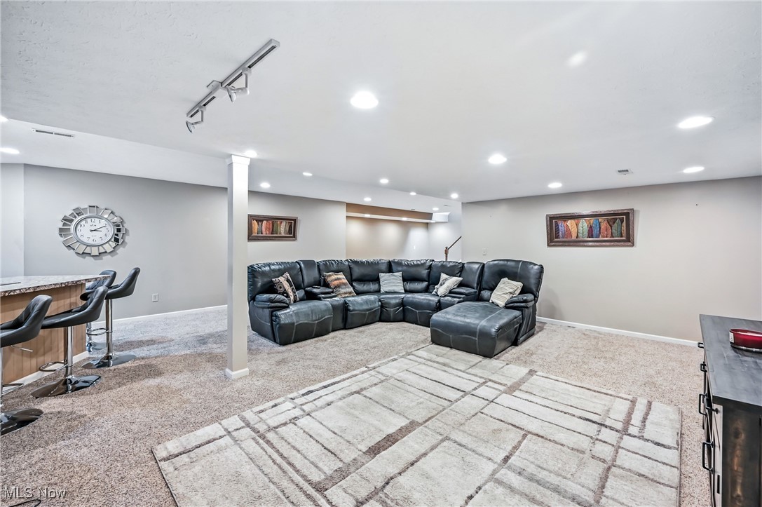 Oak Hollow - Residential