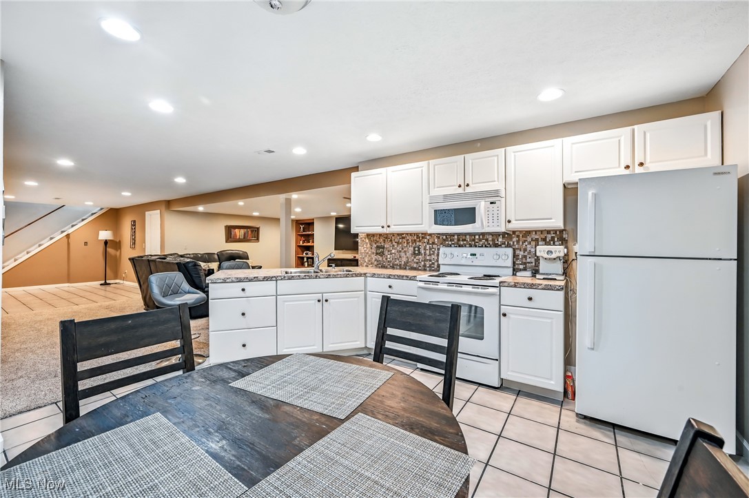 Oak Hollow - Residential