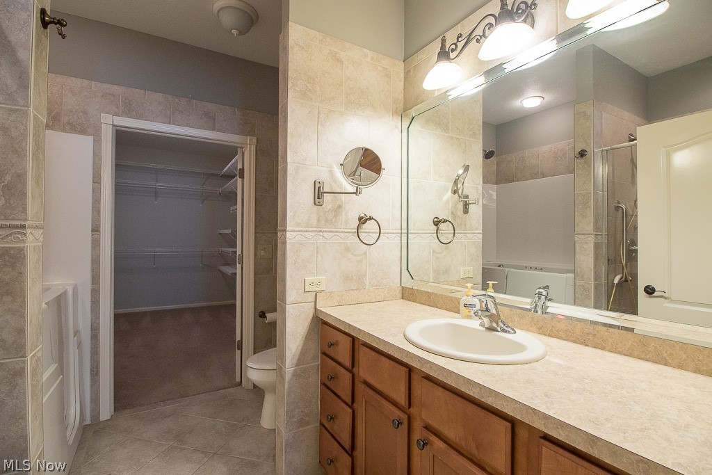 Grand Manor Estates Condo - Residential